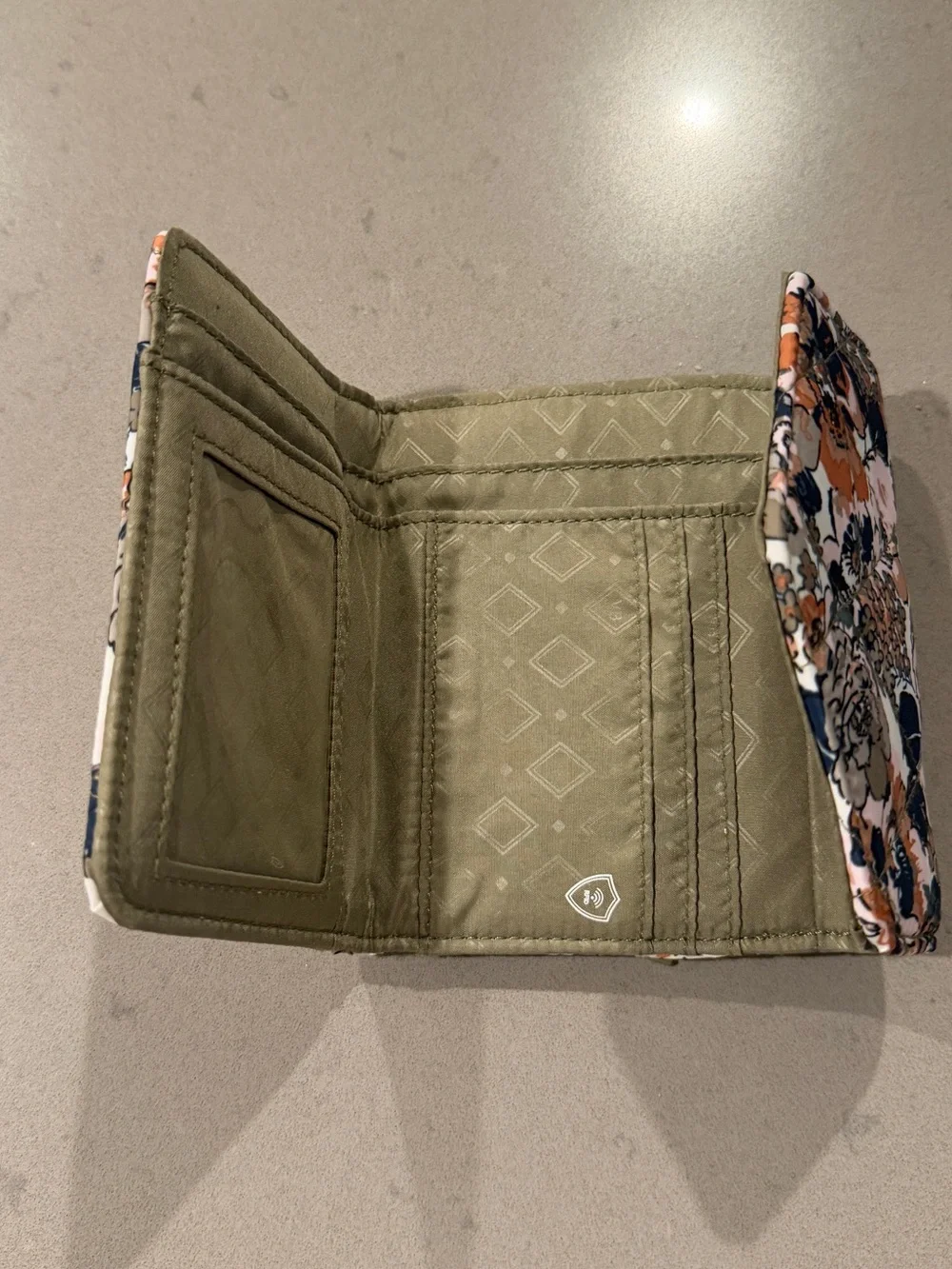 Vera Bradley pattern petite